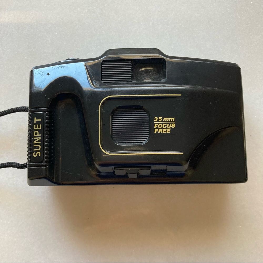 Sunpet Japanese 35mm Film Camera
